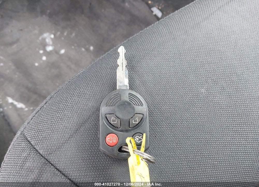 2011 FORD FUSION SE VIN: 3FAHP0HG2BR279010