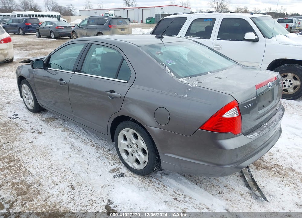2011 FORD FUSION SE VIN: 3FAHP0HG2BR279010