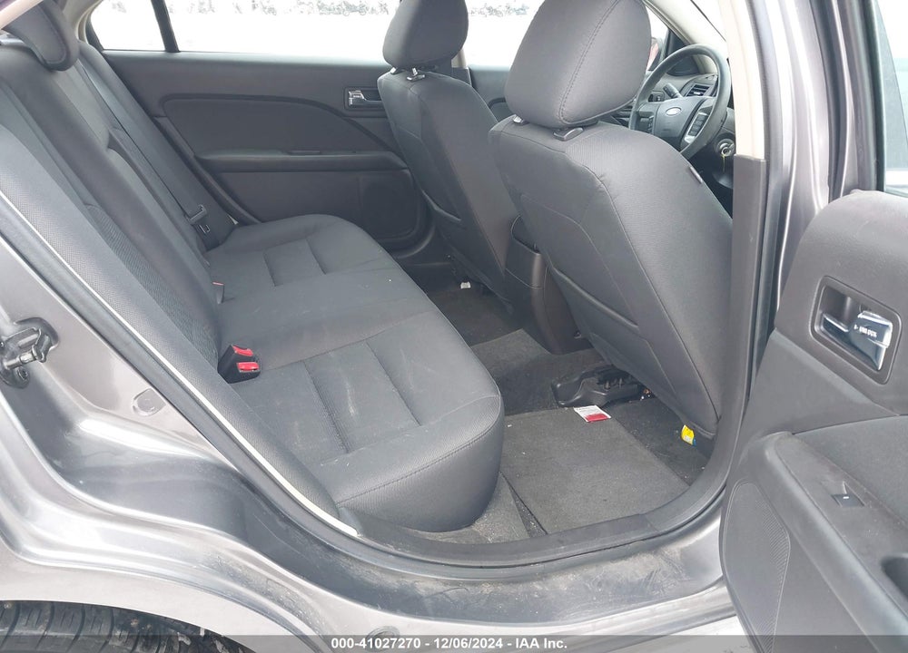 2011 FORD FUSION SE VIN: 3FAHP0HG2BR279010