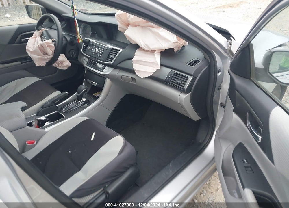2015 HONDA ACCORD LX VIN: 1HGCR2F37FA000842