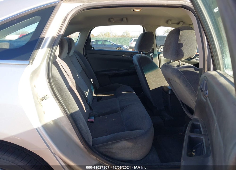2010 CHEVROLET IMPALA LS VIN: 2G1WA5EK5A1266305