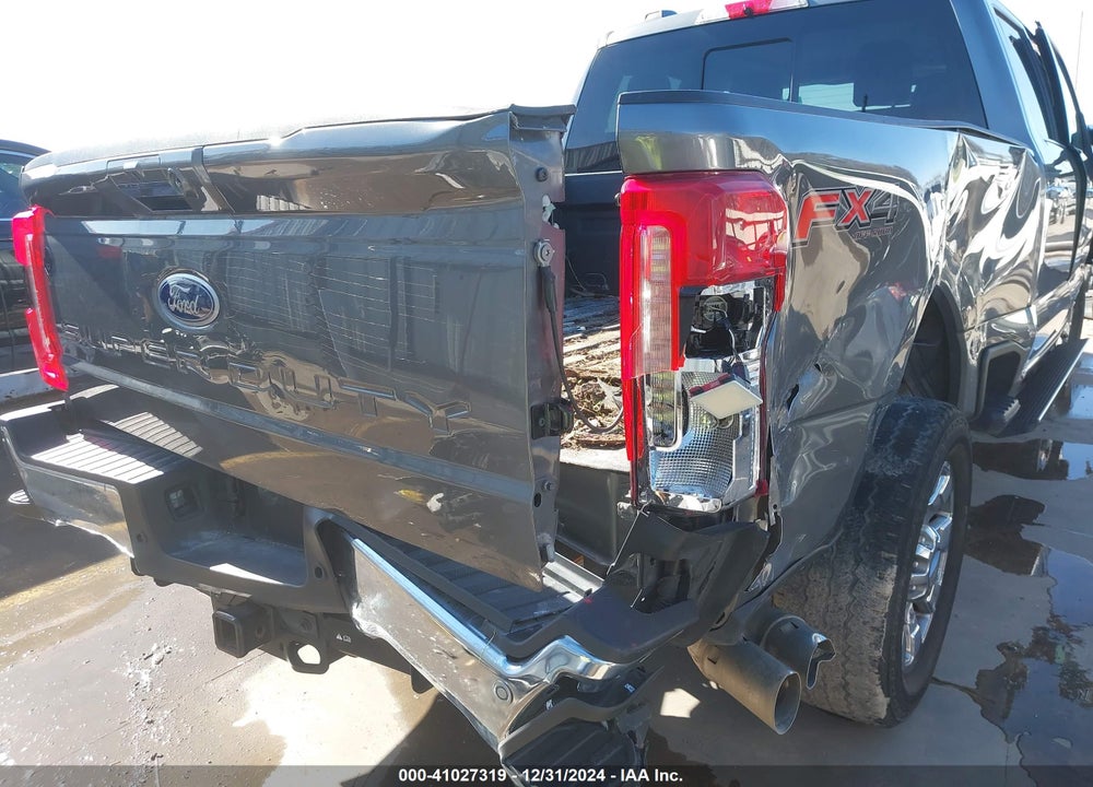 2023 FORD F-250 LARIAT VIN: 1FT8W2BTXPED90395