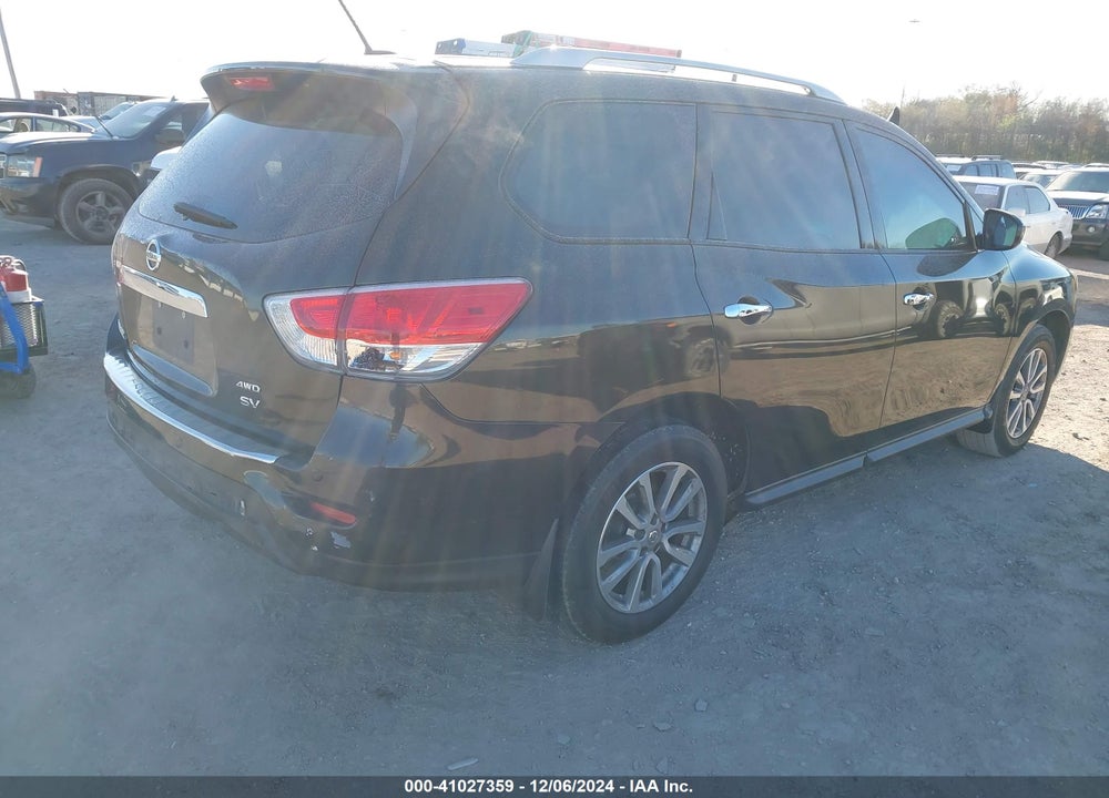 2015 NISSAN PATHFINDER VIN: 5N1AR2MM7FC716089