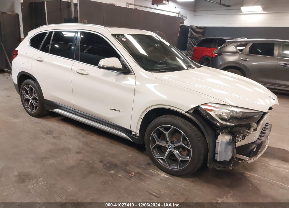 2018 BMW X1 XDRIVE28I VIN: WBXHT3C31J5K23690