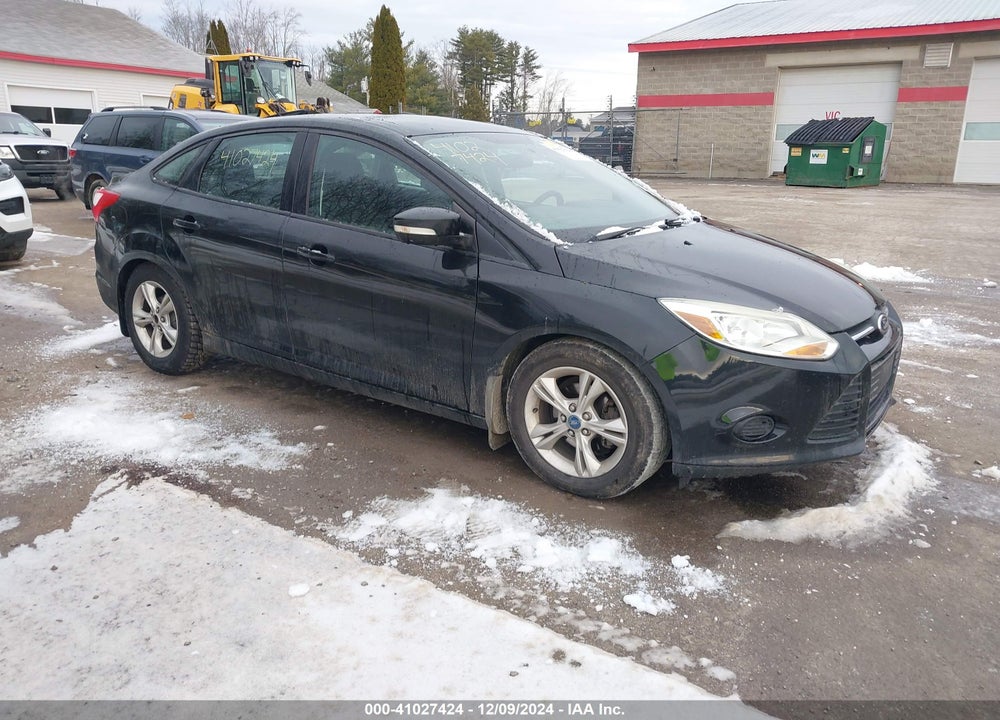 2014 FORD FOCUS SE VIN: 1FADP3F28EL125458