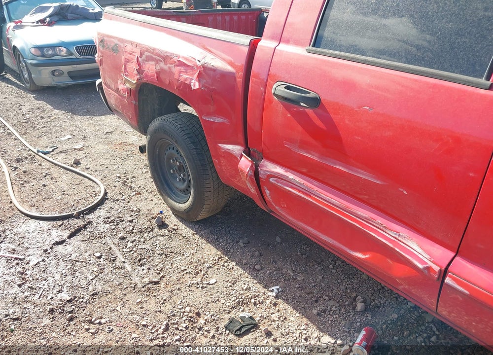 2005 DODGE DAKOTA SLT VIN: 1D7HW48N35S139968