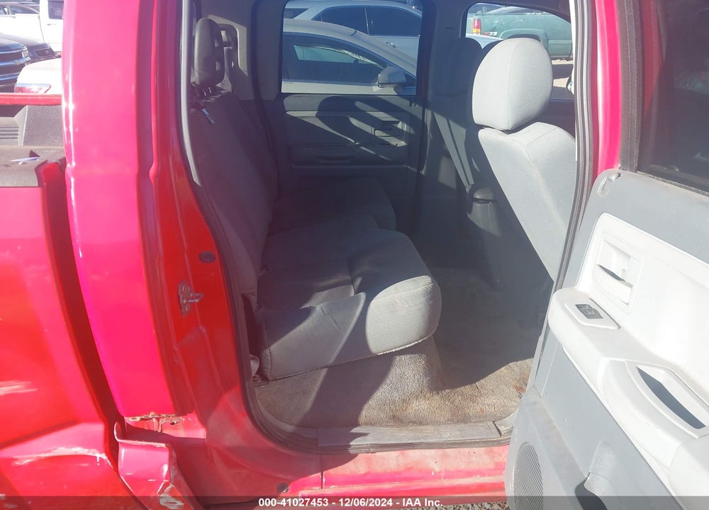 2005 DODGE DAKOTA SLT VIN: 1D7HW48N35S139968