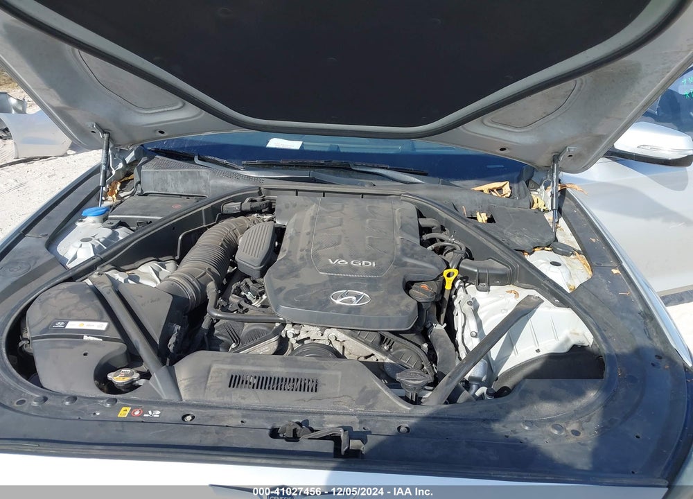 2015 HYUNDAI GENESIS 3.8 VIN: KMHGN4JE5FU078109