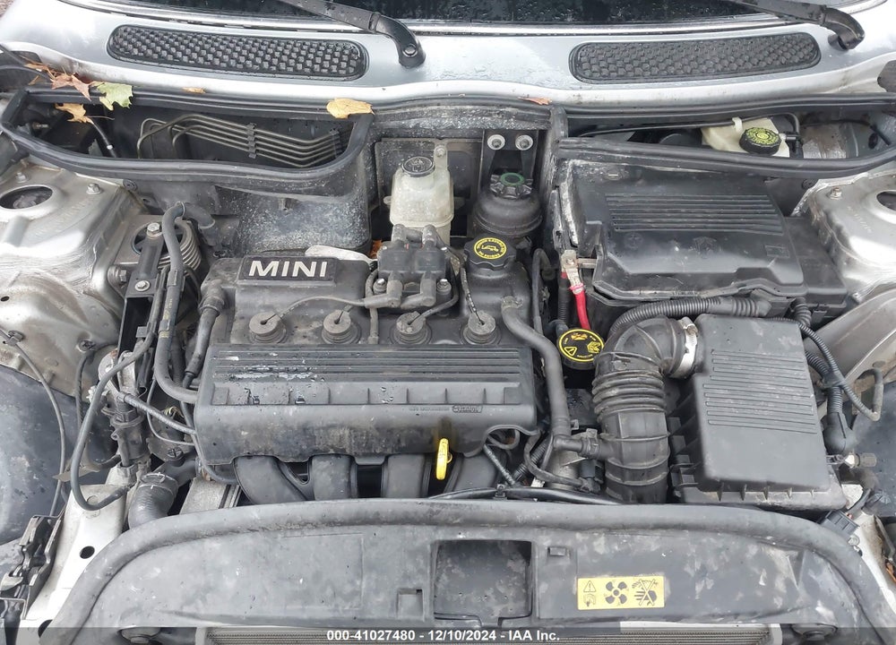 2003 MINI COOPER VIN: WMWRC33423TC48333