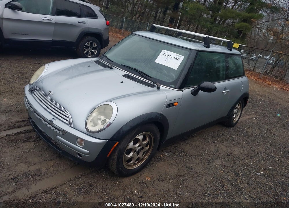 2003 MINI COOPER VIN: WMWRC33423TC48333