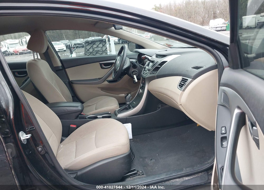2016 HYUNDAI ELANTRA VIN: 5NPDH4AEXGH771042