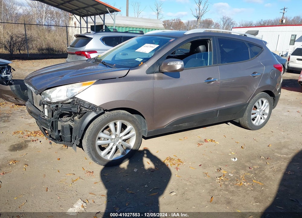2010 HYUNDAI TUCSON LIMITED VIN: KM8JUCAC8AU079040