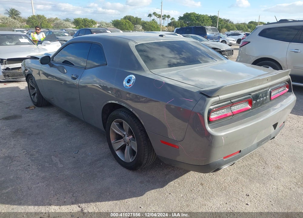 2019 DODGE CHALLENGER SXT VIN: 2C3CDZAG1KH616276
