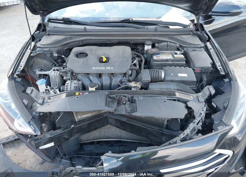2017 HYUNDAI ELANTRA SE VIN: 5NPD74LF1HH110977
