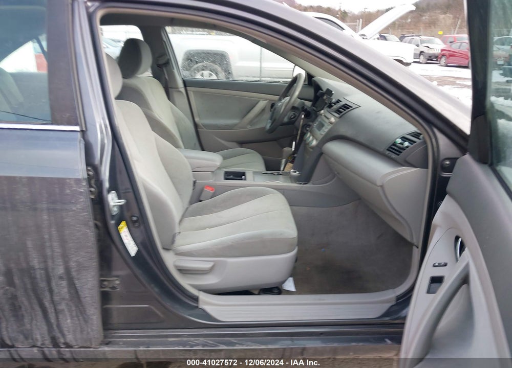 2009 TOYOTA CAMRY LE VIN: 4T1BE46K59U360960