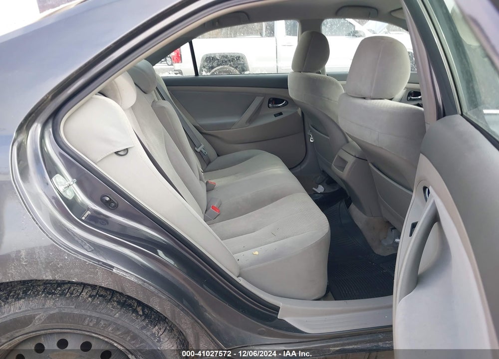 2009 TOYOTA CAMRY LE VIN: 4T1BE46K59U360960