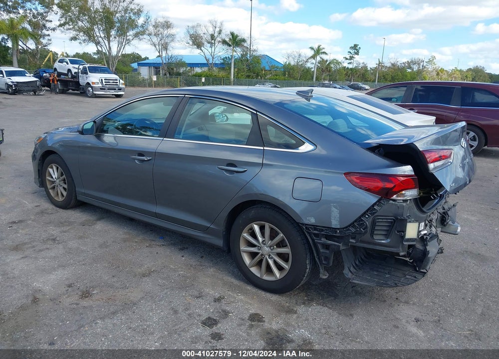 2018 HYUNDAI SONATA VIN: 5NPE24AF2JH716994