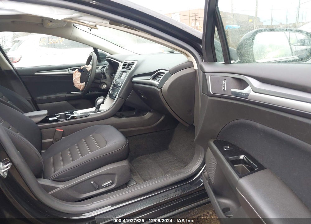 2015 FORD FUSION SE VIN: 3FA6P0H73FR291390