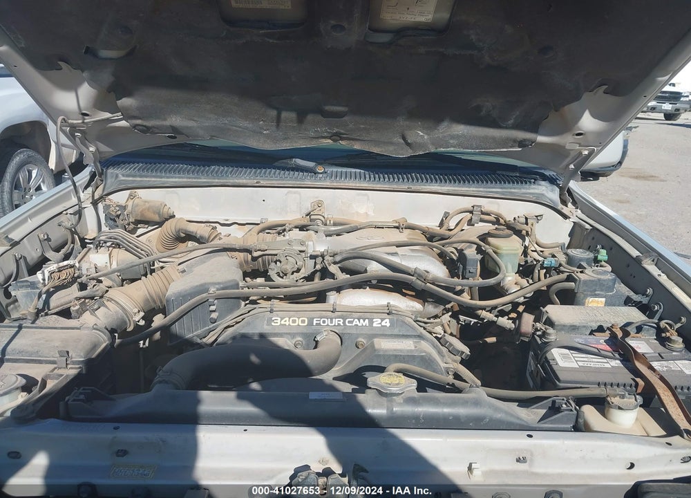 1999 TOYOTA 4RUNNER LIMITED V6 VIN: JT3GN87R6X0118104