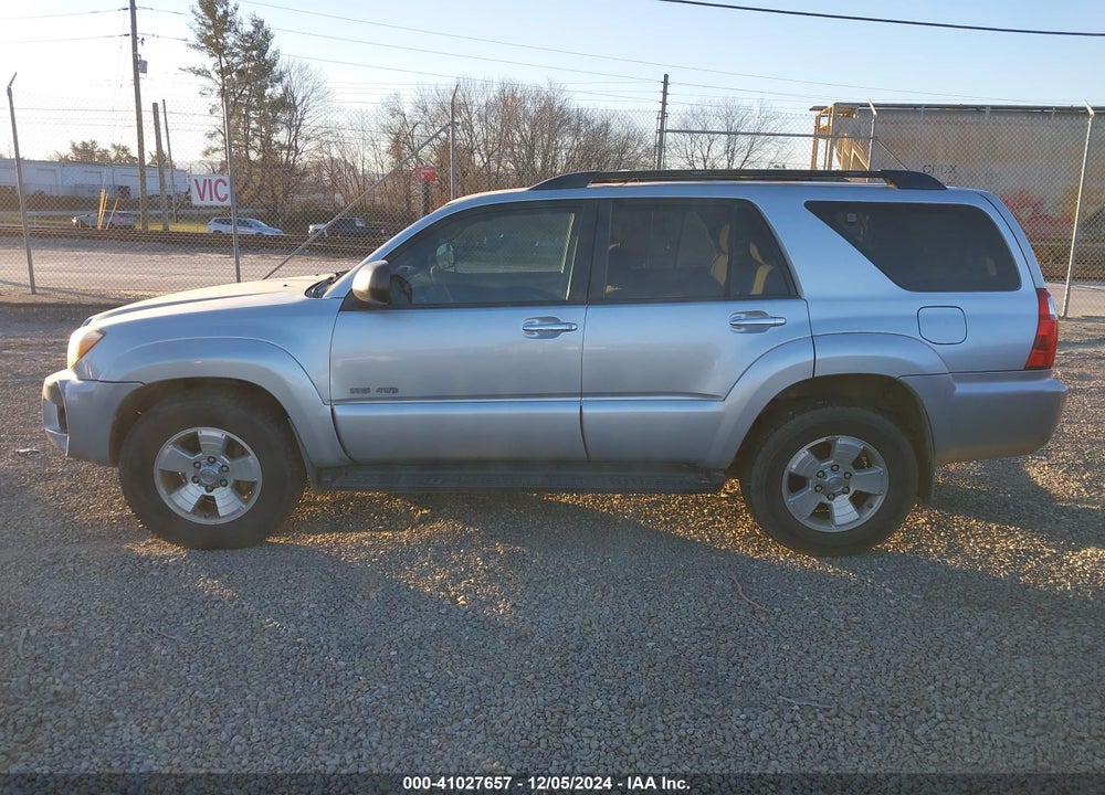 2007 TOYOTA 4RUNNER SR5 V8 VIN: JTEBT14R270066456