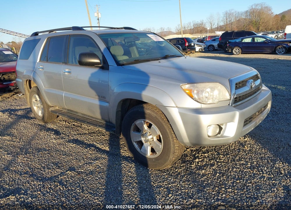 2007 TOYOTA 4RUNNER SR5 V8 VIN: JTEBT14R270066456