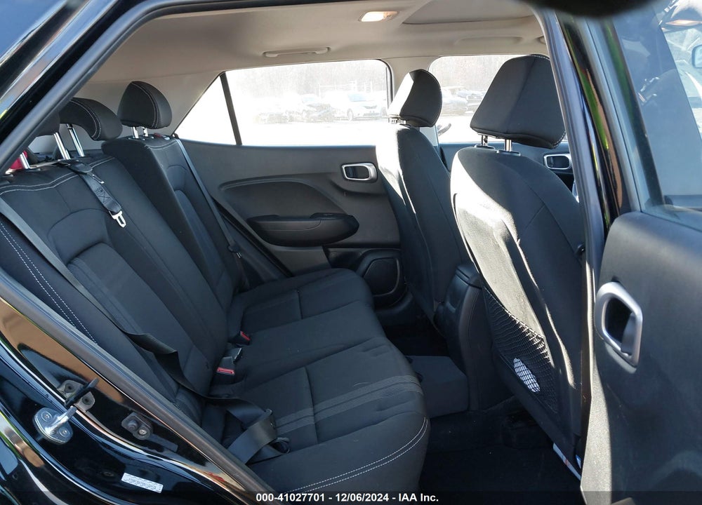 2022 HYUNDAI VENUE SEL VIN: KMHRC8A39NU132675