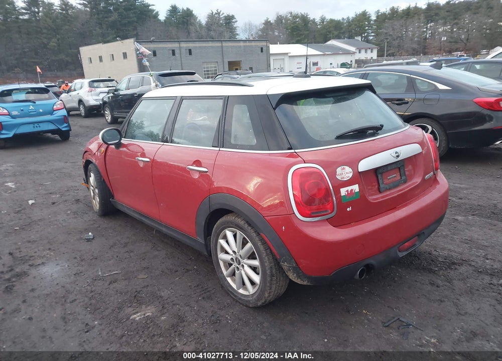 2015 MINI HARDTOP COOPER VIN: WMWXS5C55FT832127
