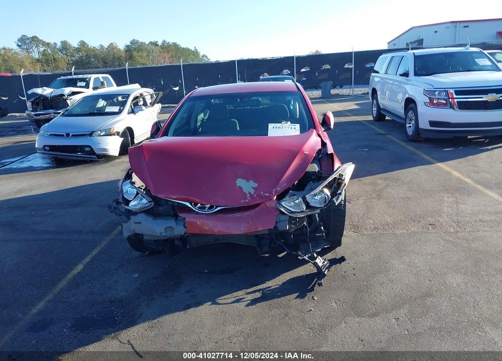 2015 HYUNDAI ELANTRA SE VIN: KMHDH4AE1FU300526