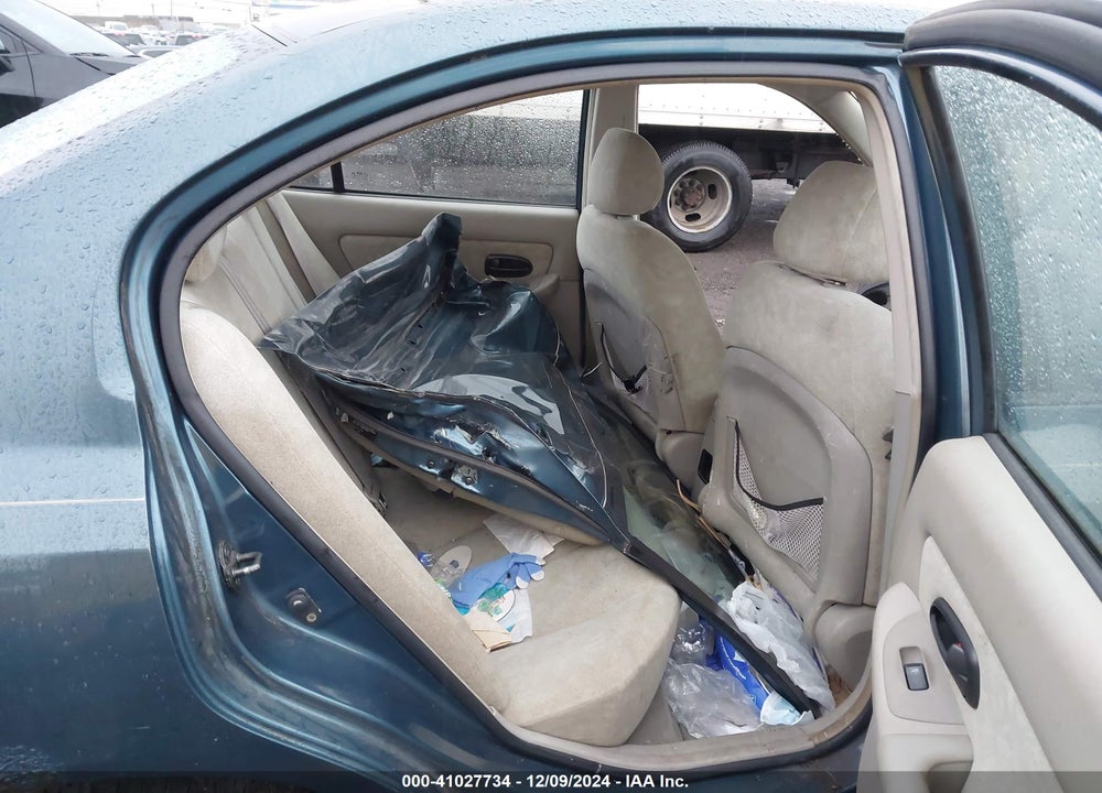 2003 HYUNDAI ELANTRA GLS/GT VIN: KMHDN45D23U471114