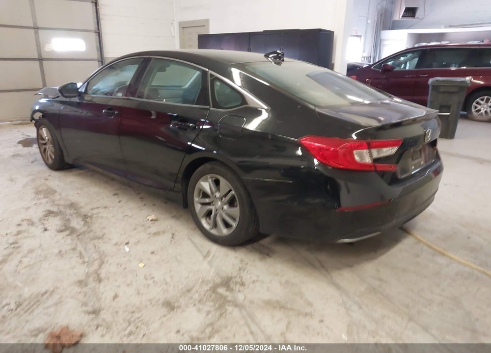 2018 HONDA ACCORD LX VIN: 1HGCV1F15JA207131