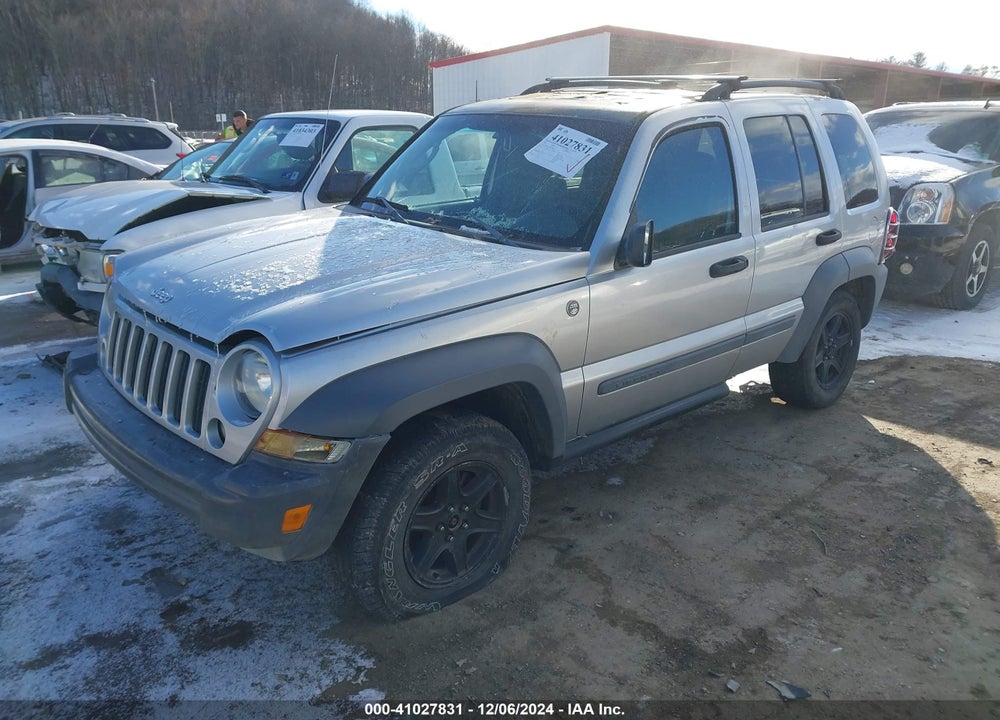 2005 JEEP LIBERTY SPORT VIN: 1J4GL48K75W654981