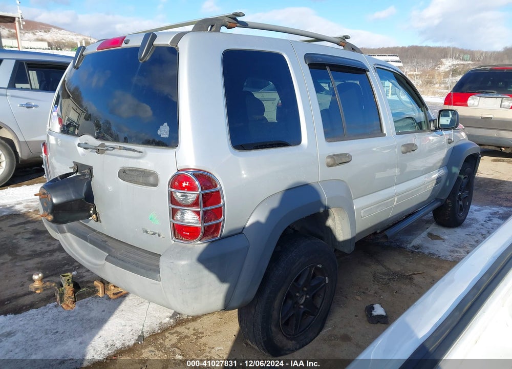 2005 JEEP LIBERTY SPORT VIN: 1J4GL48K75W654981