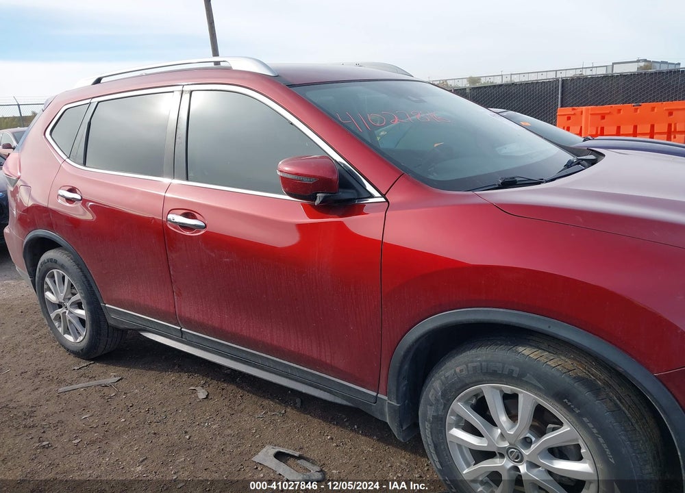 2019 NISSAN ROGUE SV VIN: 5N1AT2MT6KC745506
