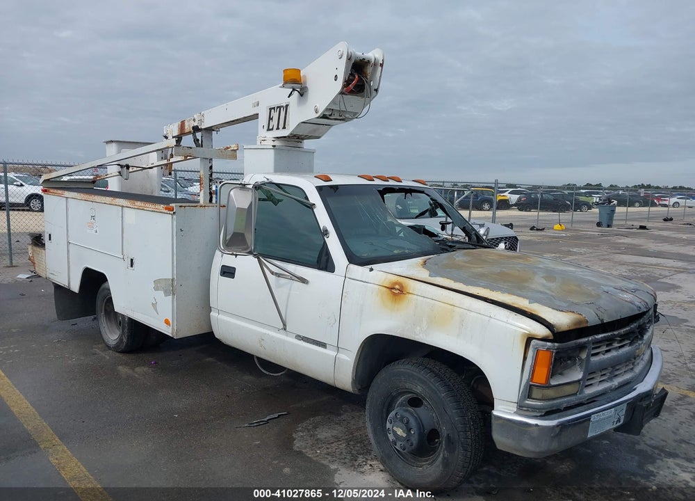 2000 CHEVROLET C3500 CHASSIS VIN: 1GBJC34R4YF512329