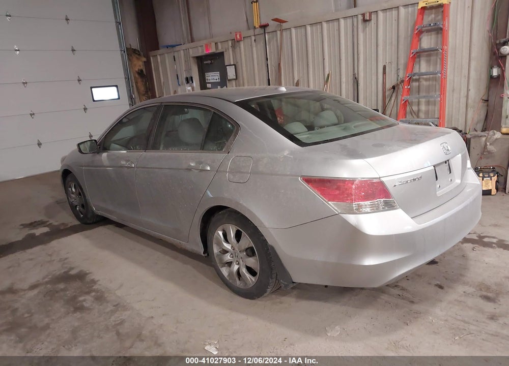 2010 HONDA ACCORD 2.4 EX-L VIN: 1HGCP2F88AA005283