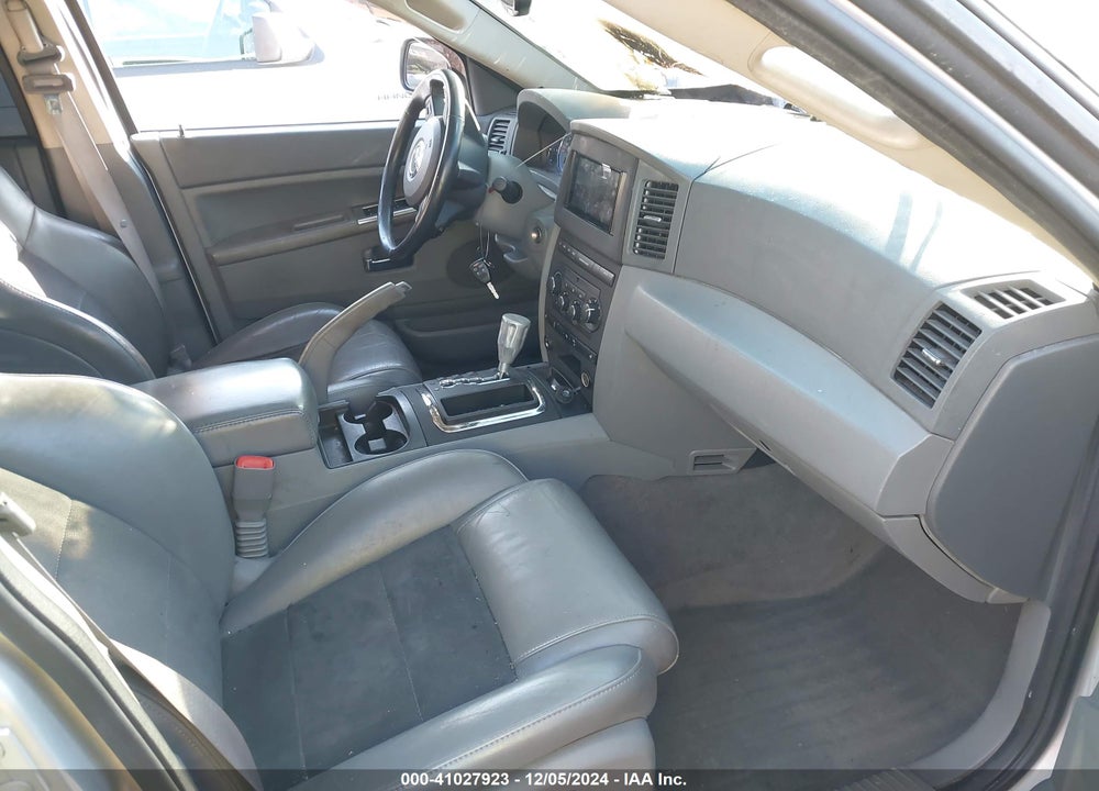 2007 JEEP GRAND CHEROKEE SRT8 VIN: 1J8HR78367C659377