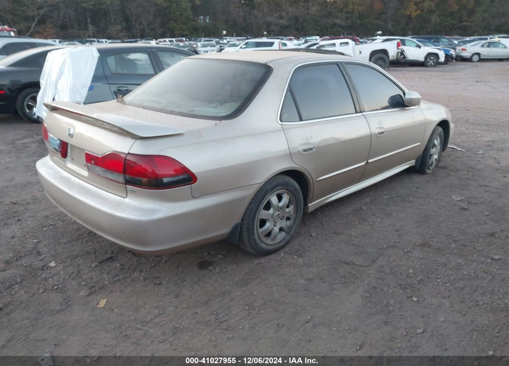 2001 HONDA ACCORD 2.3 EX VIN: 1HGCG566X1A052055