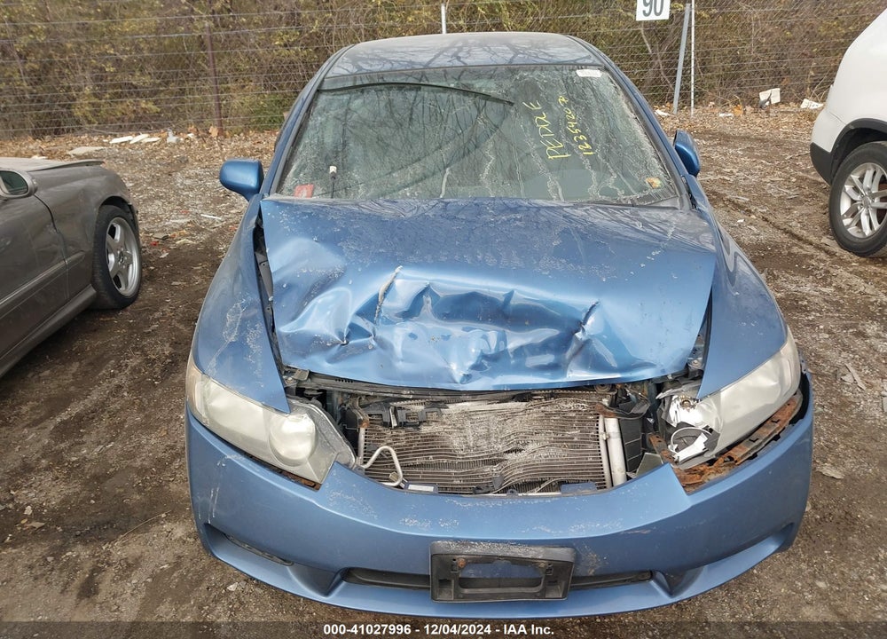 2010 HONDA CIVIC LX VIN: 19XFA1F55AE066813