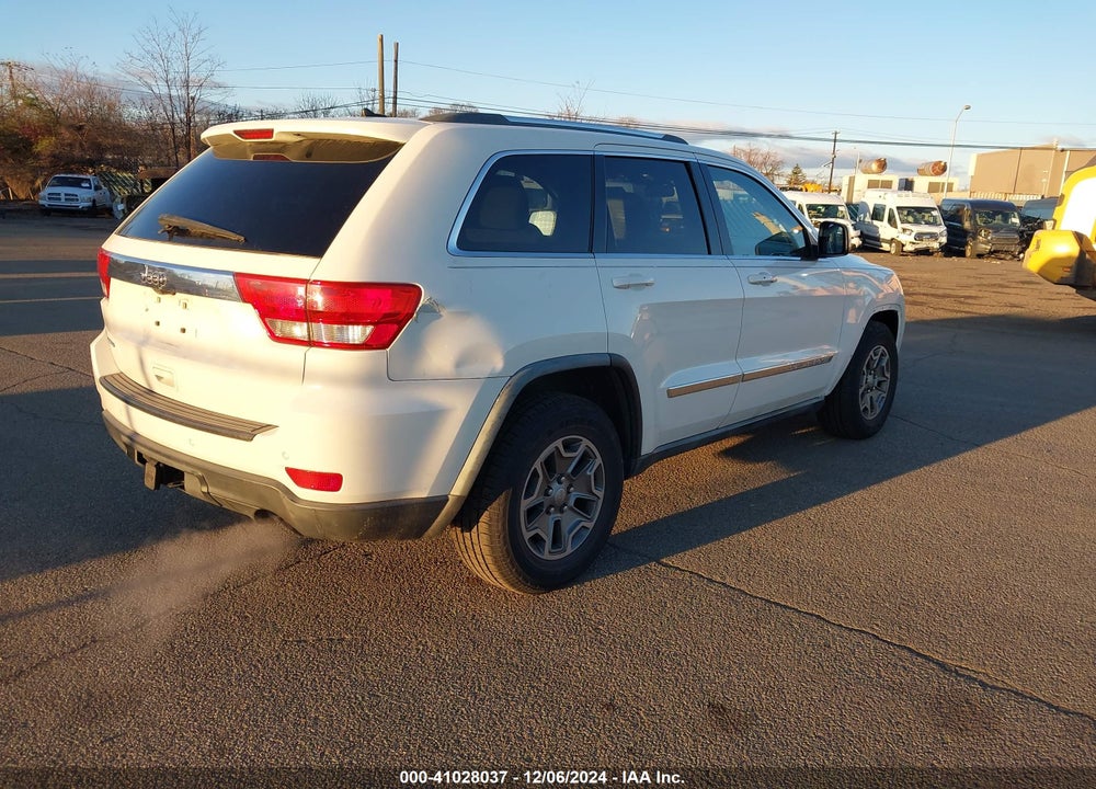 2011 JEEP GRAND CHEROKEE LAREDO VIN: 1J4RR4GG4BC547419