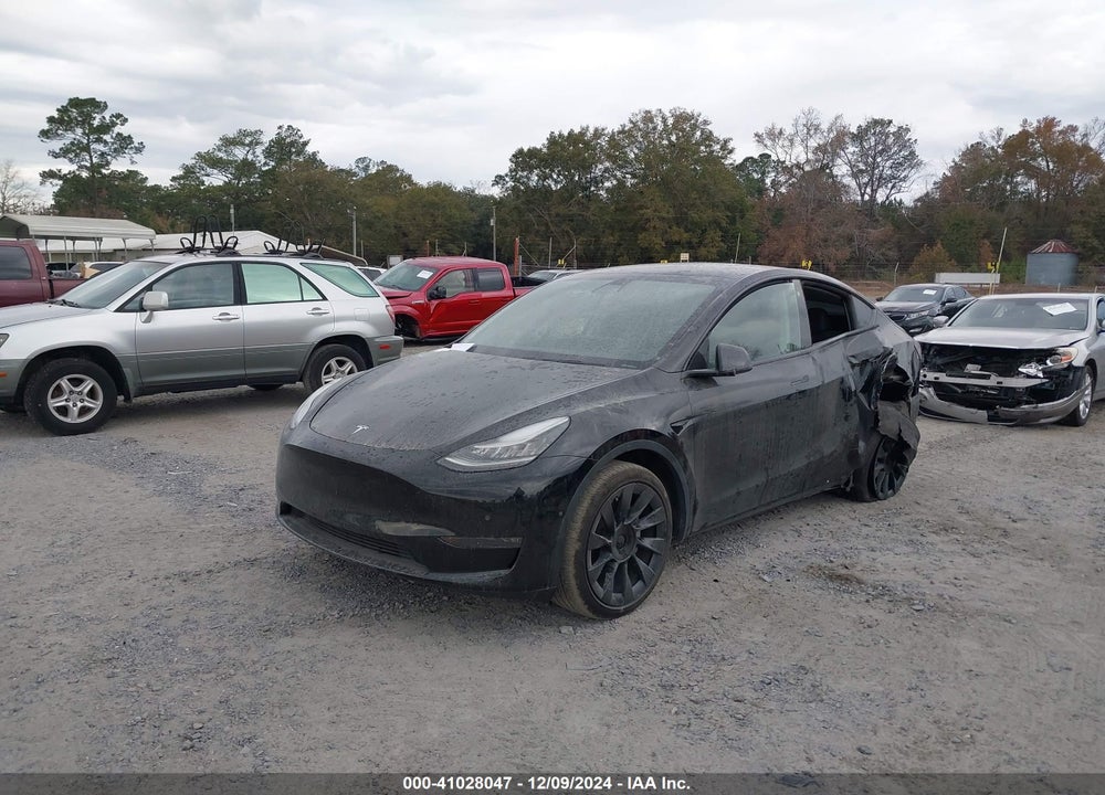 2020 TESLA MODEL Y LONG RANGE DUAL MOTOR ALL-WHEEL DRIVE VIN: 5YJYGDEE4LF040906