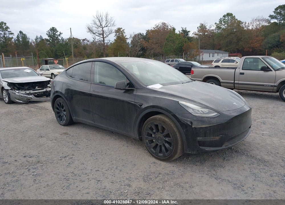 2020 TESLA MODEL Y LONG RANGE DUAL MOTOR ALL-WHEEL DRIVE VIN: 5YJYGDEE4LF040906