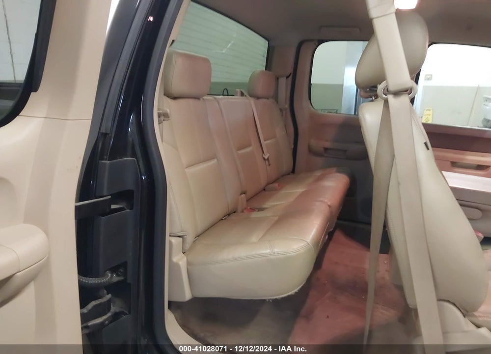 2013 CHEVROLET SILVERADO 1500 LT VIN: 1GCRKSE71DZ164832