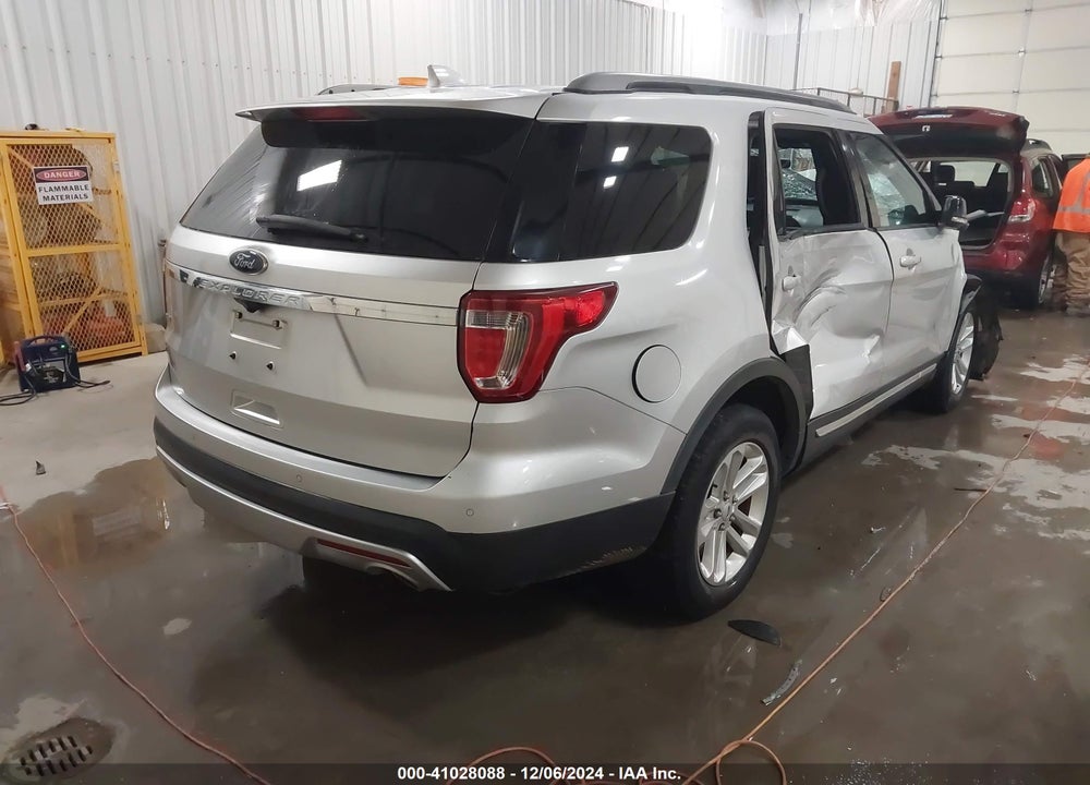 2017 FORD EXPLORER XLT VIN: 1FM5K7D87HGD54332
