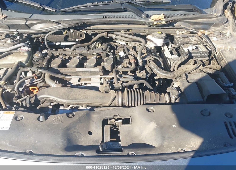 2019 HONDA CIVIC LX VIN: SHHFK7H30KU422753