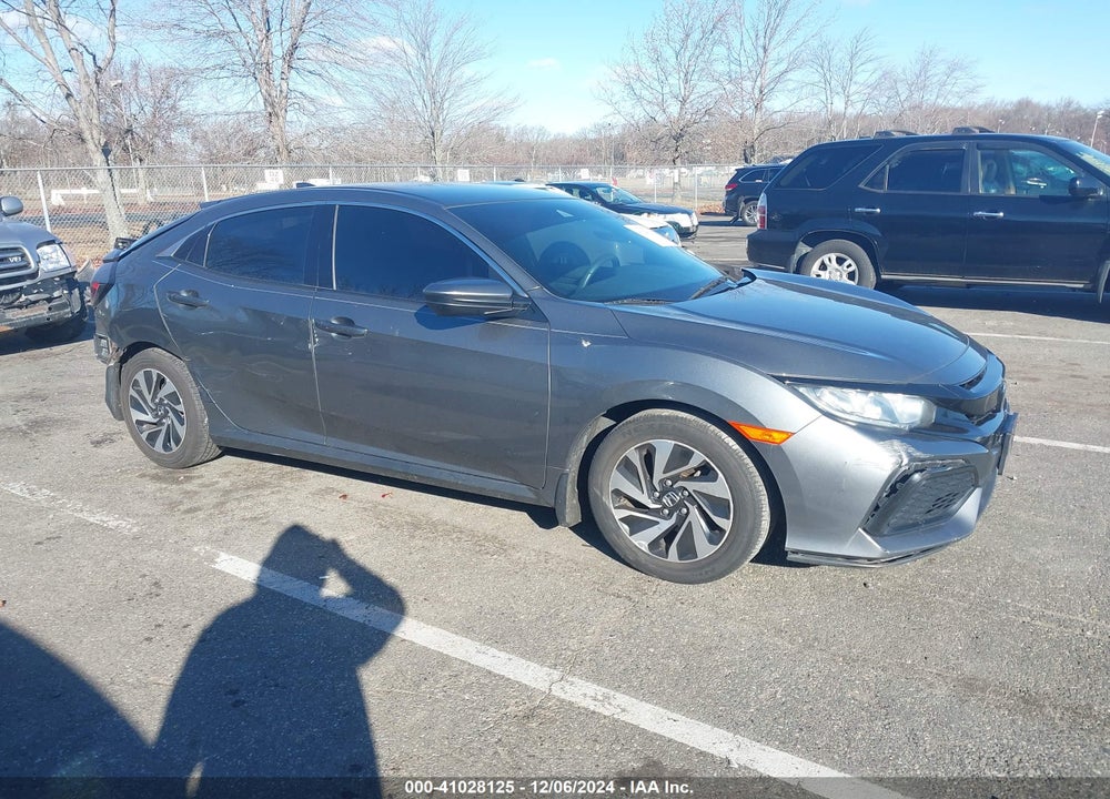 2019 HONDA CIVIC LX VIN: SHHFK7H30KU422753