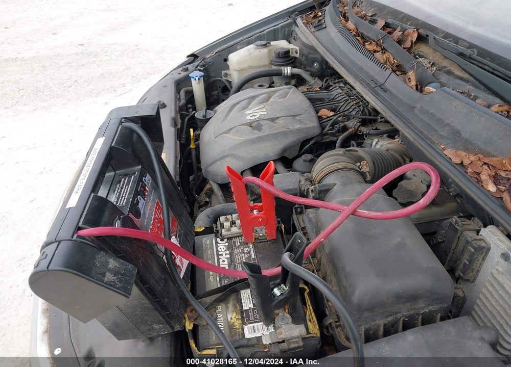 2011 KIA SEDONA LX VIN: KNDMG4C77B6388096
