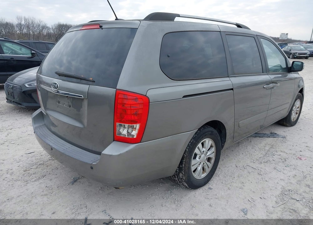 2011 KIA SEDONA LX VIN: KNDMG4C77B6388096