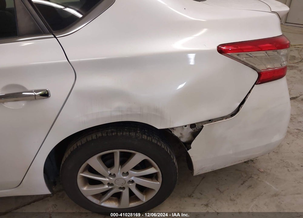2015 NISSAN SENTRA SV VIN: 3N1AB7AP7FY328083