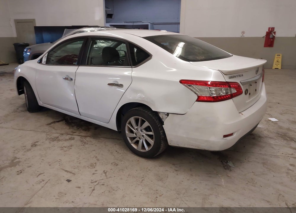2015 NISSAN SENTRA SV VIN: 3N1AB7AP7FY328083