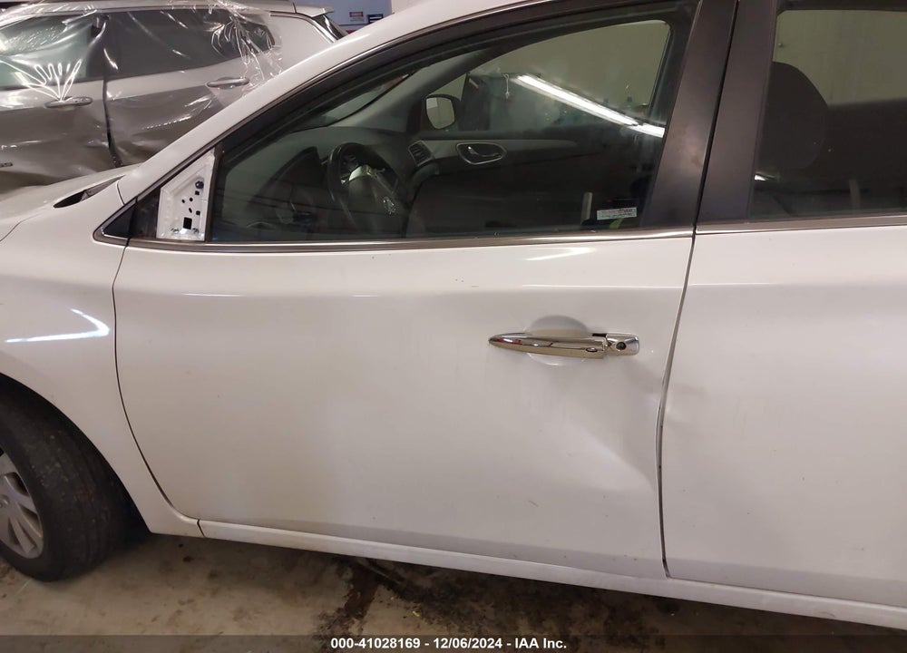 2015 NISSAN SENTRA SV VIN: 3N1AB7AP7FY328083